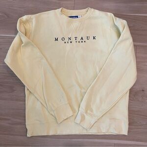 Montauk New York Crewneck Sweatshirt in Butter Yellow